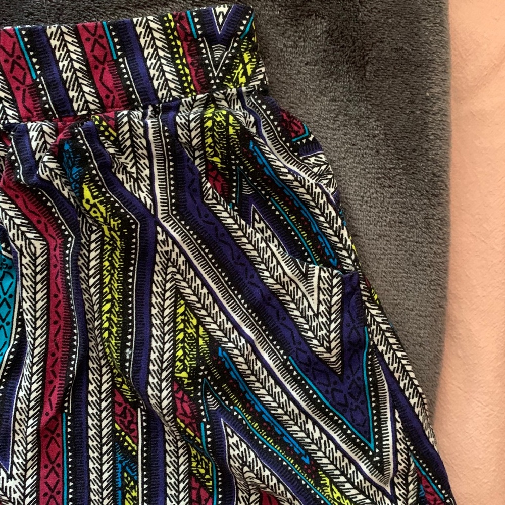 Soft Patterned Shorts - Picture 2 of 3